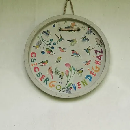 Csicsergo Vendeghaz 韦伦采