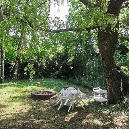 Csicsergo Vendeghaz *